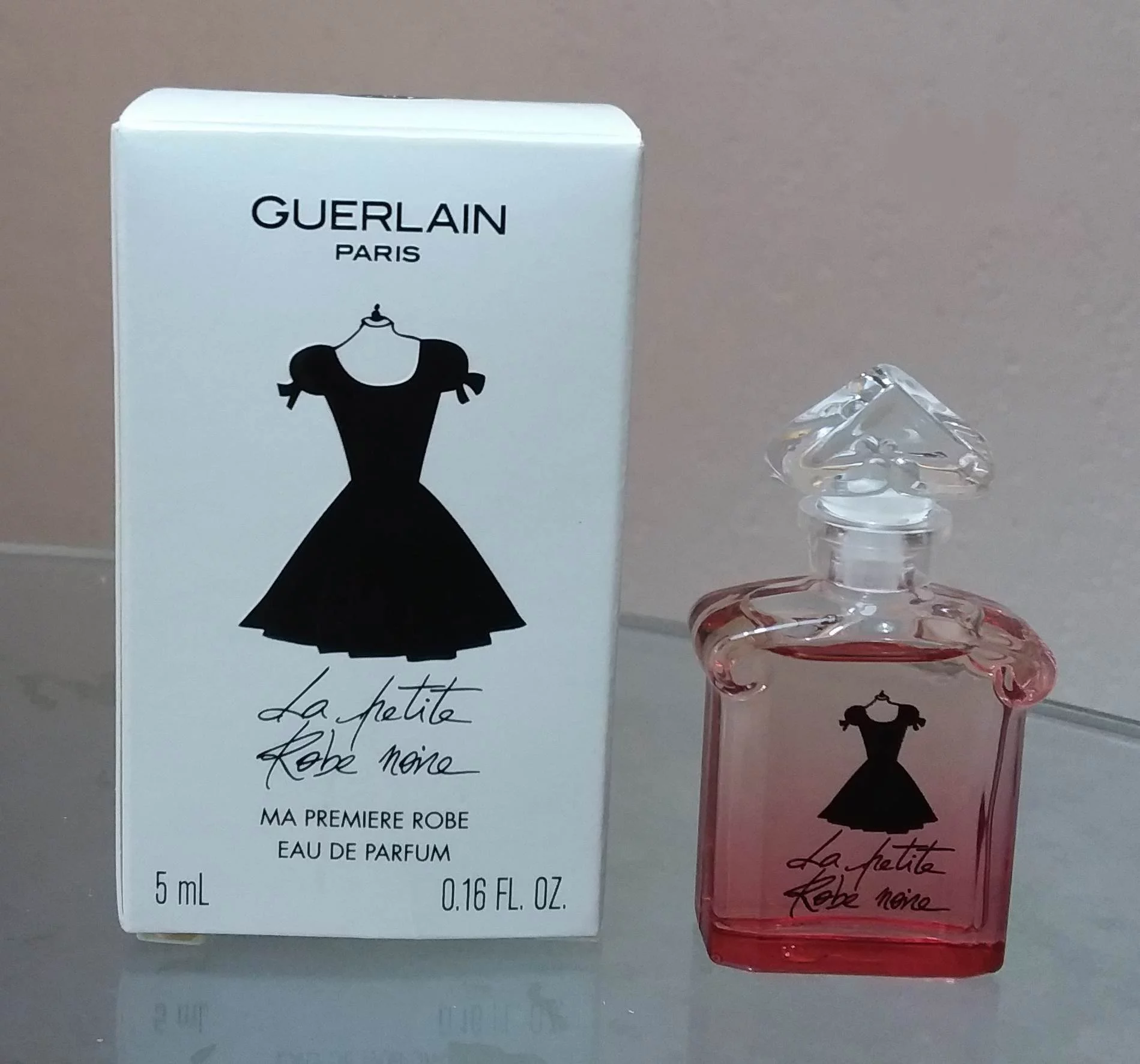 Guerlain la petite robe noire ma premiere robe hotsell