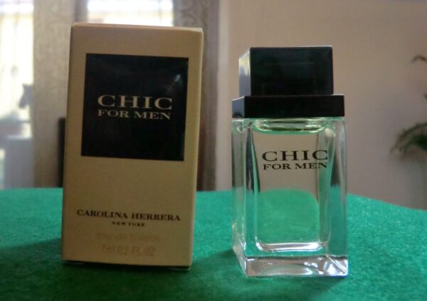 CHIC FOR MEN - EDT 7 ML de CAROLINA HERRERA