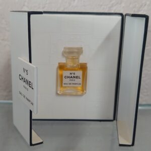 N° 5 - Boite Aimantée - PARFUM 1,5 ML de CHANEL