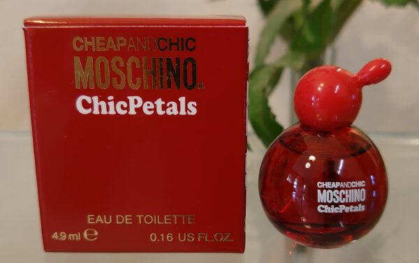 CHEAP AND CHIC - CHIC PETALS - EDT 4,9 ML de MOSCHINO