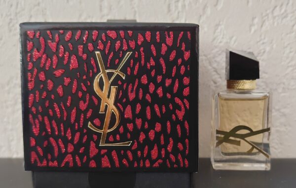 COFFRET LIBRE - EDP 7,5 ML de SAINT LAURENT