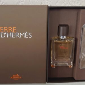 COFFRET TERRE D' HERMES - Eau Intense Vetyver - EDP 12,5 ML + Pierre a Parfumer de HERMES