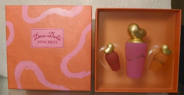 COFFRET DECI DELA - EDT 30 ML + PARFUM 5 ML + EDT 5 ML de RICCI