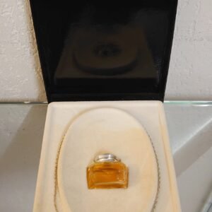 COFFRET 7EME SENS - L' ULTRA SOPHISTIQUE - Pendentif Parfum 7,5 ML de RYKIEL