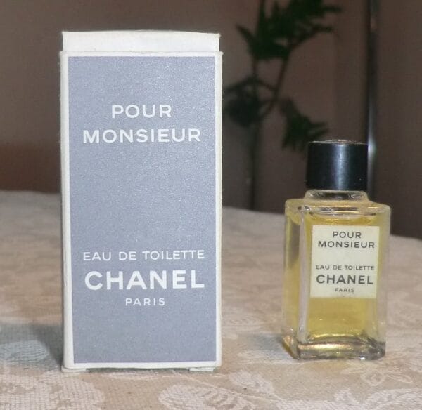 POUR MONSIEUR - EDT 4 ML Version de CHANEL