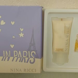 COFFRET LOVE IN PARIS - EDT 5 ML + Lait 25 ML + Gel Douche 25 ML de RICCI