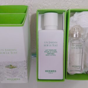 COFFRET UN JARDIN SUR LE TOIT - EDT 7,5 ML + Lait Pour le Corps 40 ML de HERMES