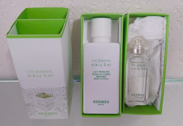 COFFRET UN JARDIN SUR LE TOIT - EDT 7,5 ML + Lait Pour le Corps 40 ML de HERMES