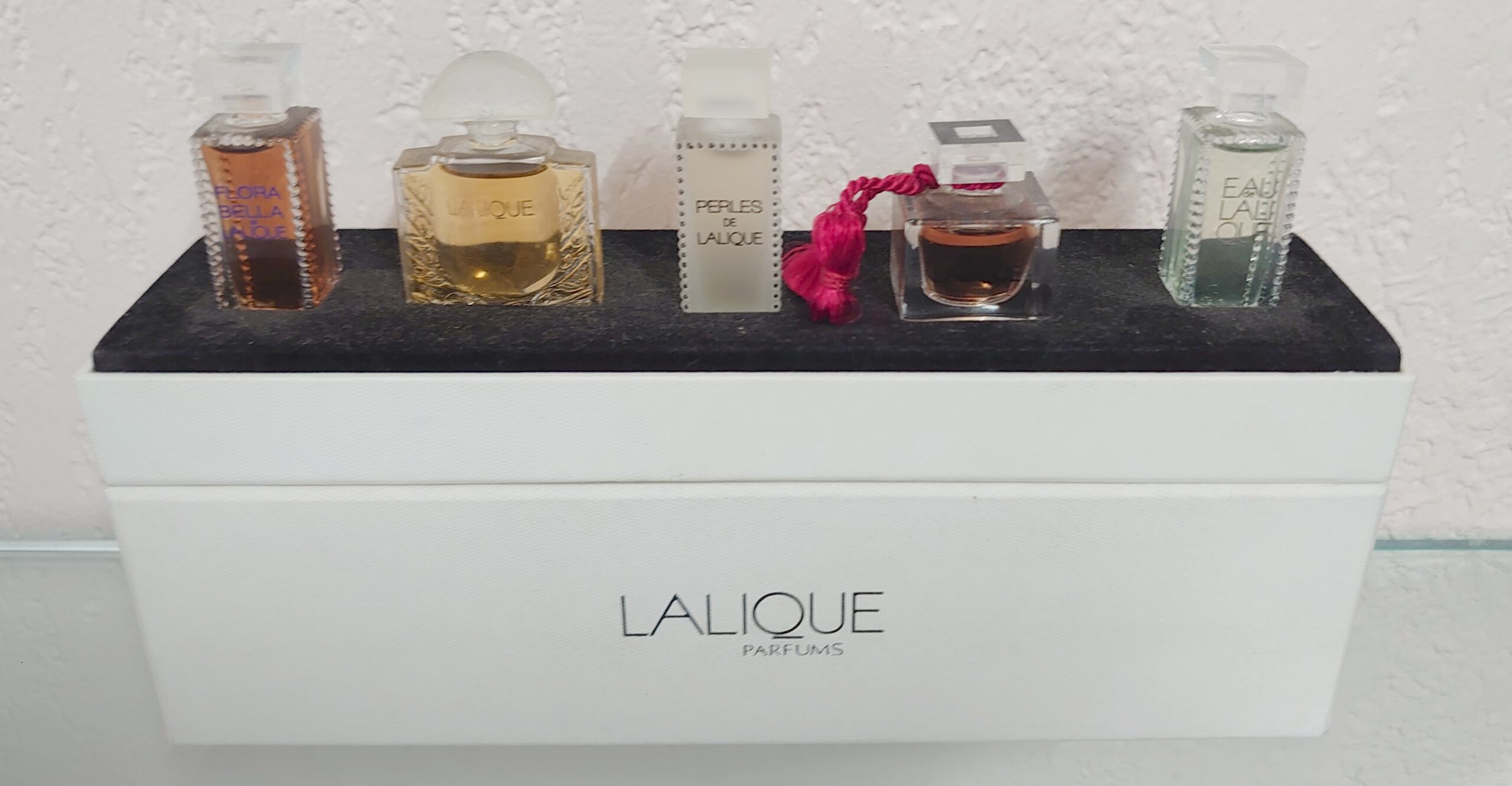 Coffret Lalique X Miniatures De Lalique Perlerare Vente De Miniatures De Parfums