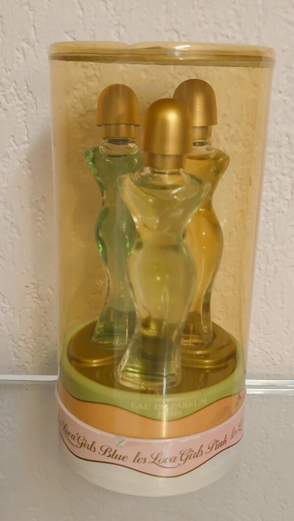 COFFRET LES LOVA GIRLS - 3 X EDP 7,5 ML de LOVA MOOR