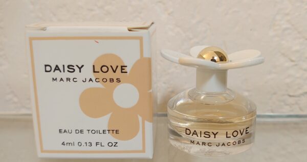 DAISY LOVE - EDT 4 ML de JACOBS