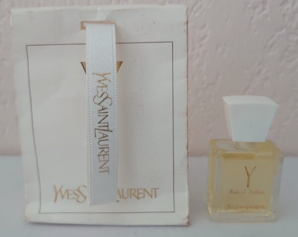Y - Pochette Blanche - EDT 7,5 ML de SAINT LAURENT