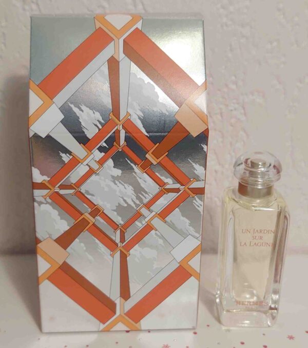 UN JARDIN SUR LA LAGUNE - Boite Berlingot - EDT 7,5 ML de HERMES
