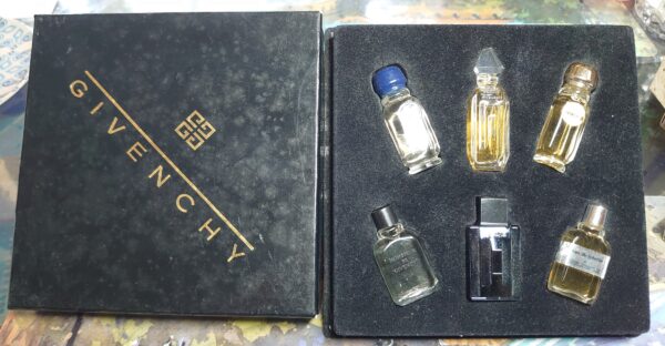 COFFRET GIVENCHY - 6 X Minis - 22 ML de GIVENCHY