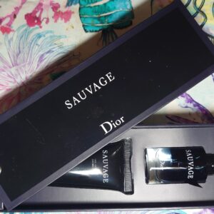 COFFRET SAUVAGE - EDT 10 ML + Gel Douche 20 ML de DIOR