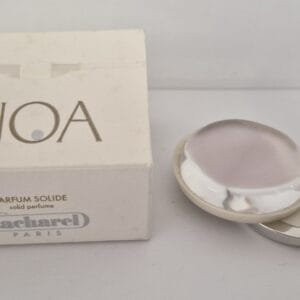NOA - Concrete Parfum Solide 1,5 g. de CACHAREL