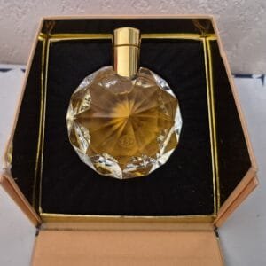 TRESOR - Collection Prestige Numérotée N° 3845 - Flacon Diamant Cristal Baccarat - PARFUM 15 ML de LANCOME