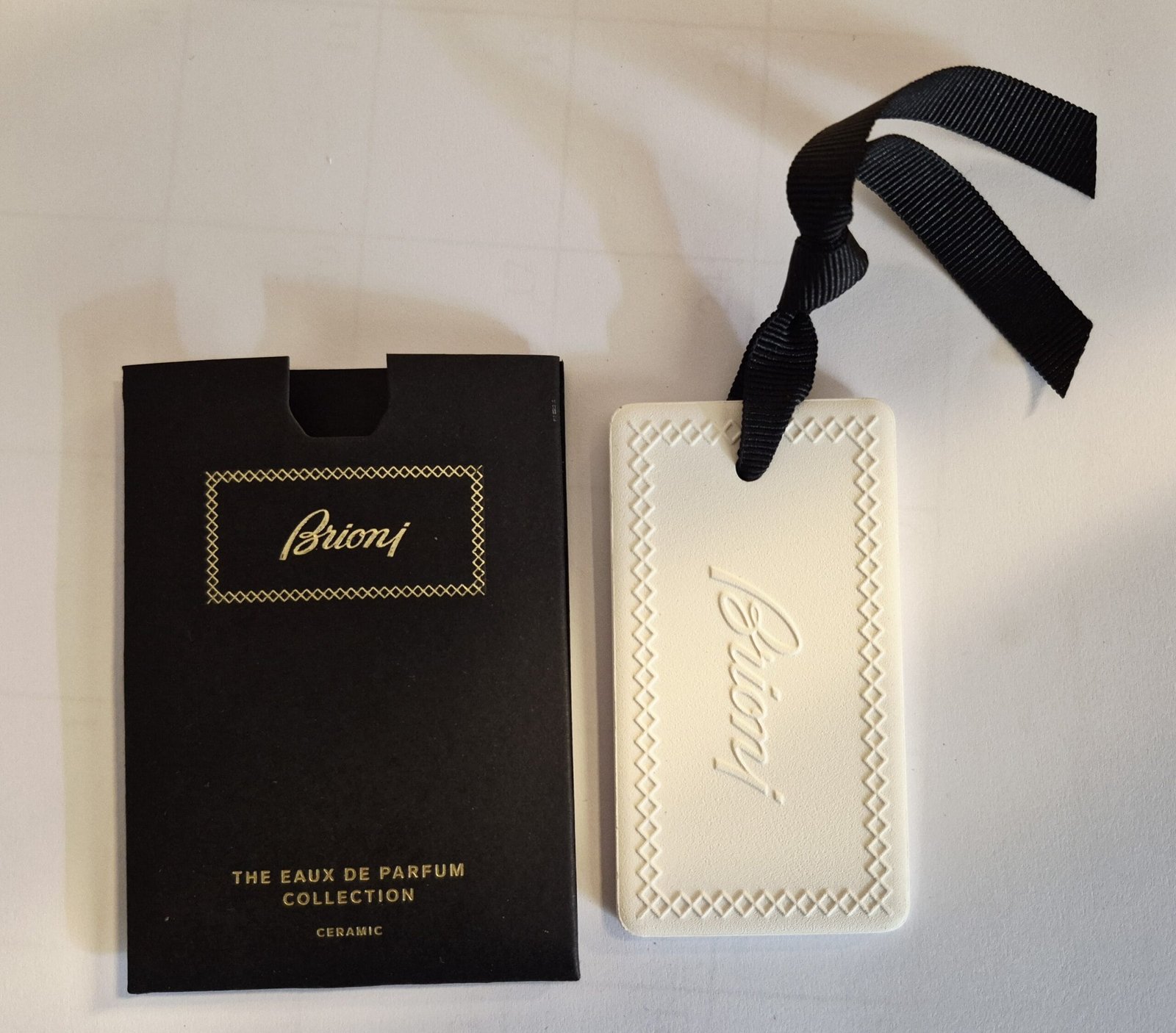 THE EAUX DE PARFUM – CERAMIQUE A PARFUMER de BRIONI